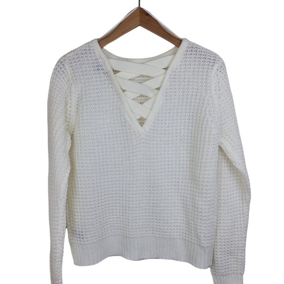 AMBIENCE APPAREL Crisscross back, crewneck sweater - Picture 2 of 10